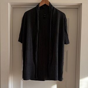 Ann Taylor Dark Gray Open-Front Cardigan w/ short sleeves